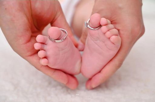 湘西两个月宝宝感冒发烧 湘西两个月宝宝感冒发烧